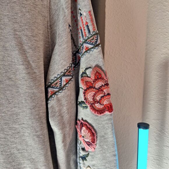 Driftwood size L pullover Long Sleeve Embroidered Sleeves - Picture 6 of 12